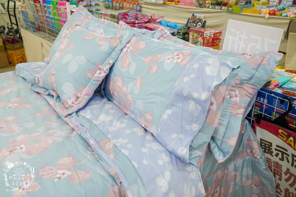 多利寶寢具特賣會|工廠直營床包+涼被+床罩+枕頭最低2折低價出清!超低價990買一送一買越多越划算!