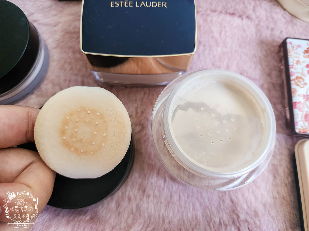 專櫃蜜粉評比推薦!dcard上超多女生推薦的蜜粉!超控油持妝蜜粉推薦!蘭蔻|muf|雅詩蘭黛|nars