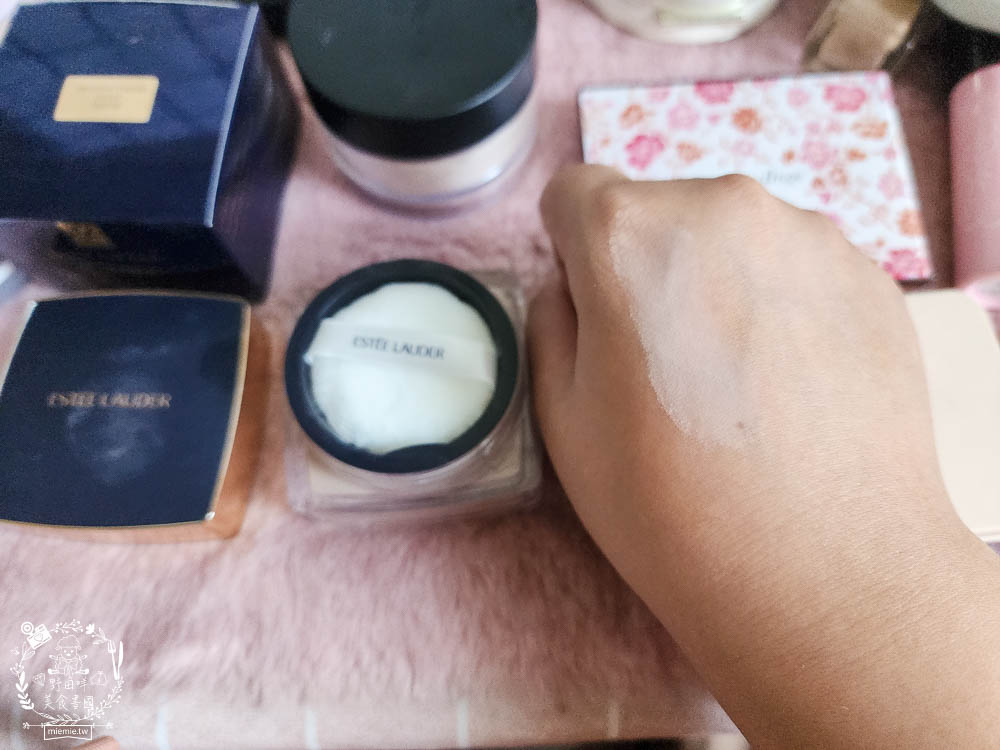 專櫃蜜粉評比推薦!dcard上超多女生推薦的蜜粉!超控油持妝蜜粉推薦!蘭蔻|muf|雅詩蘭黛|nars