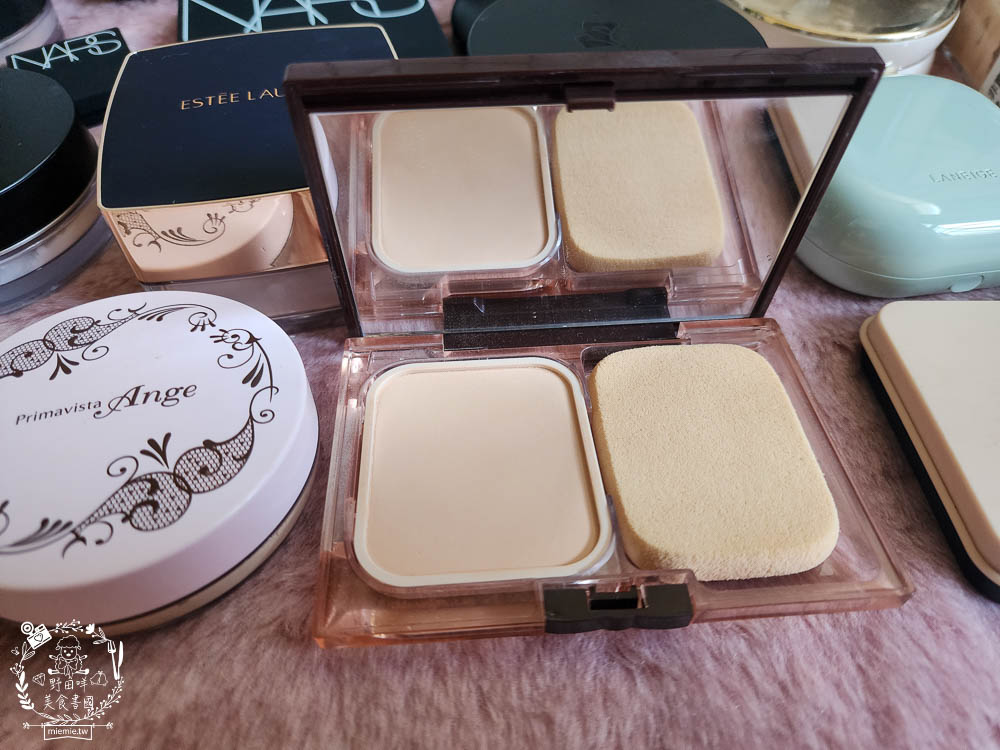 專櫃蜜粉評比推薦!dcard上超多女生推薦的蜜粉!超控油持妝蜜粉推薦!蘭蔻|muf|雅詩蘭黛|nars