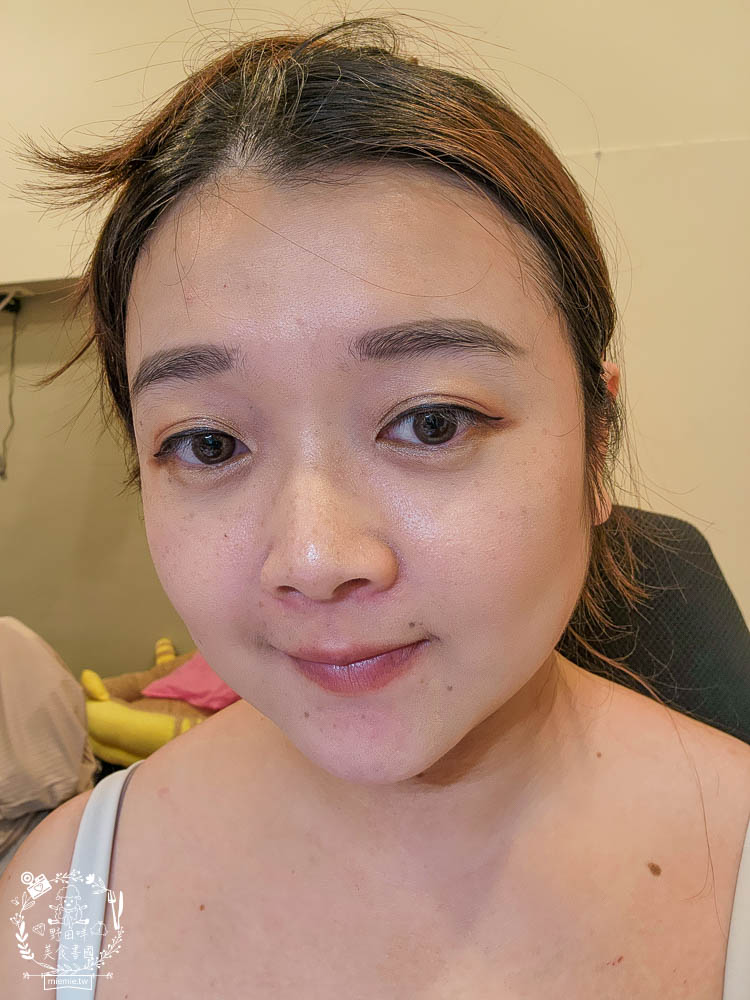 新版與舊版蘭蔻零粉感超持久粉底液評比!幫dcard網友解惑!蘭蔻粉底液同色號是否有差異？