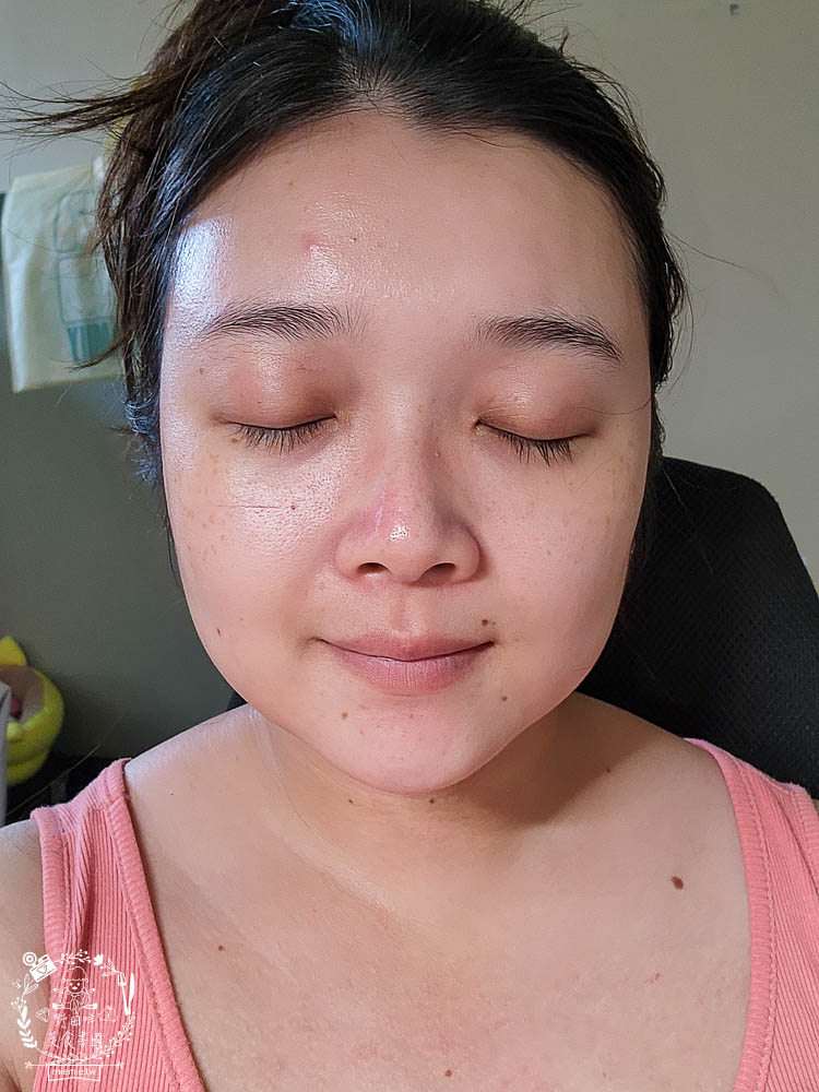 新版與舊版蘭蔻零粉感超持久粉底液評比!幫dcard網友解惑!蘭蔻粉底液同色號是否有差異？