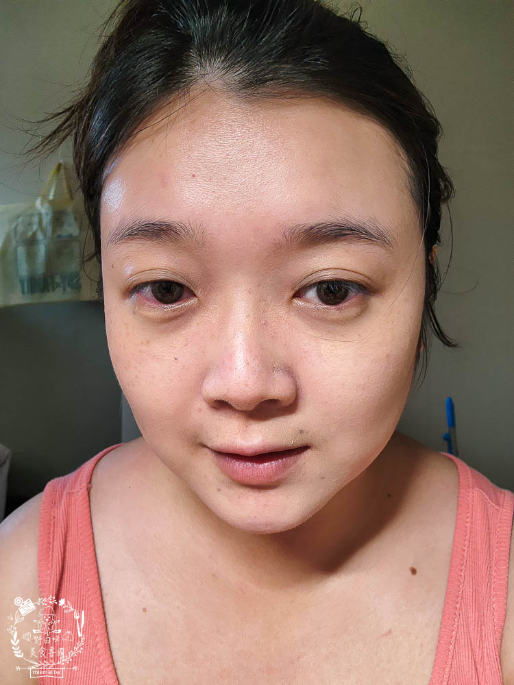 新版與舊版蘭蔻零粉感超持久粉底液評比!幫dcard網友解惑!蘭蔻粉底液同色號是否有差異？