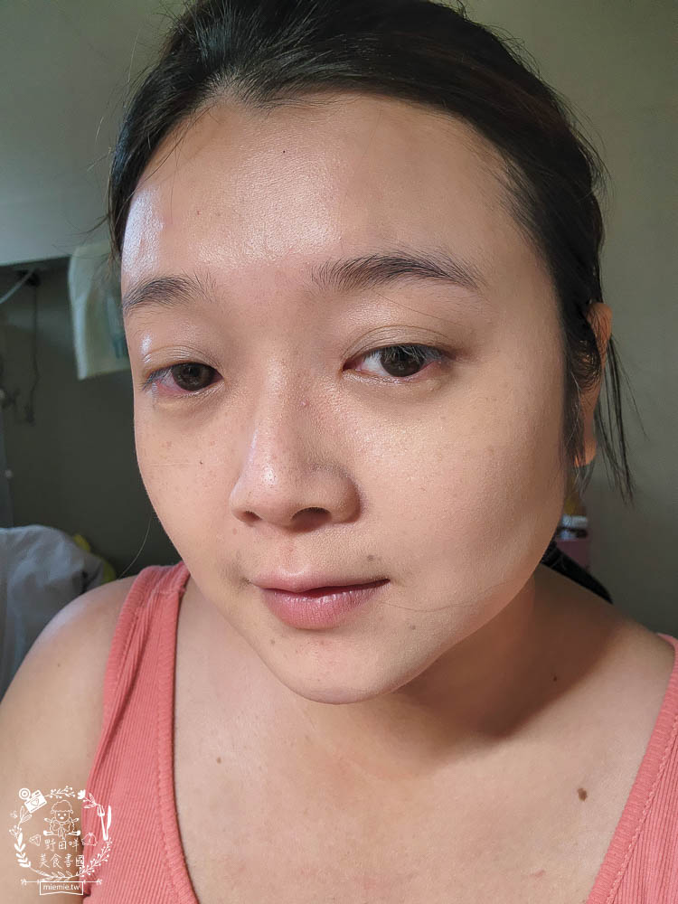 新版與舊版蘭蔻零粉感超持久粉底液評比!幫dcard網友解惑!蘭蔻粉底液同色號是否有差異？