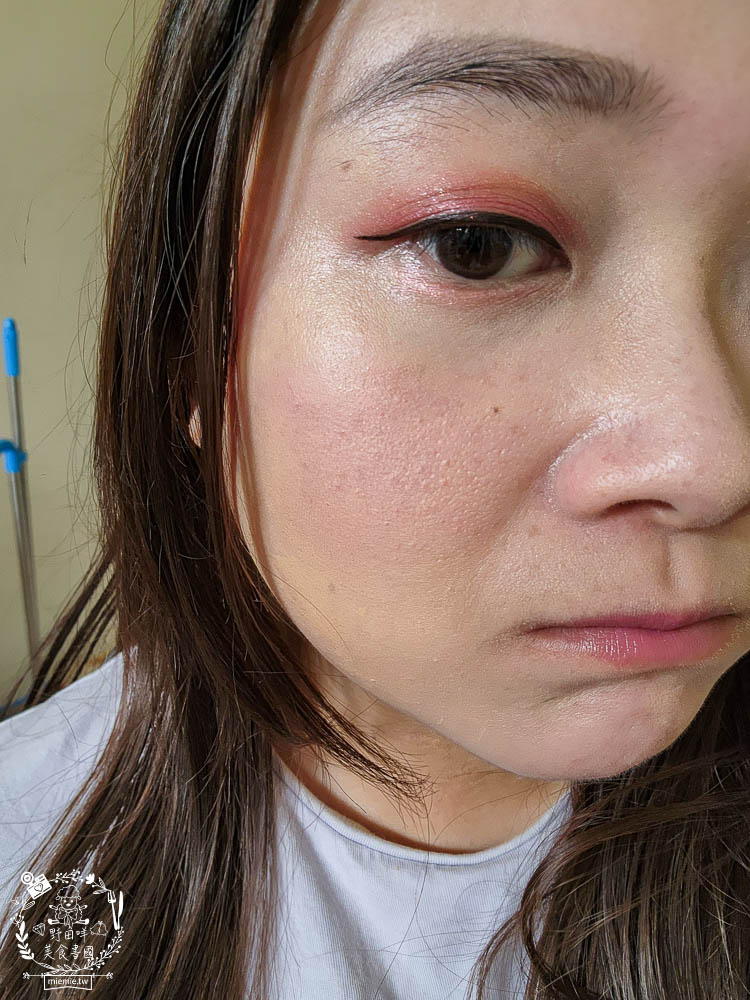 專櫃粉底液評比!油性肌膚超適合的控油持妝粉底液!炎炎夏日不脫妝的專櫃粉底液推薦!