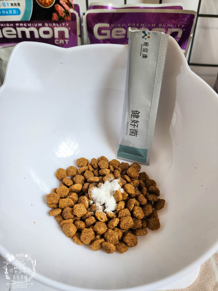 紐促康Nuforcare健好菌｜複合性益生菌的毛孩腸胃保健!由專業獸醫師、營養師共同研發，還經SGS認證、100%台灣製造