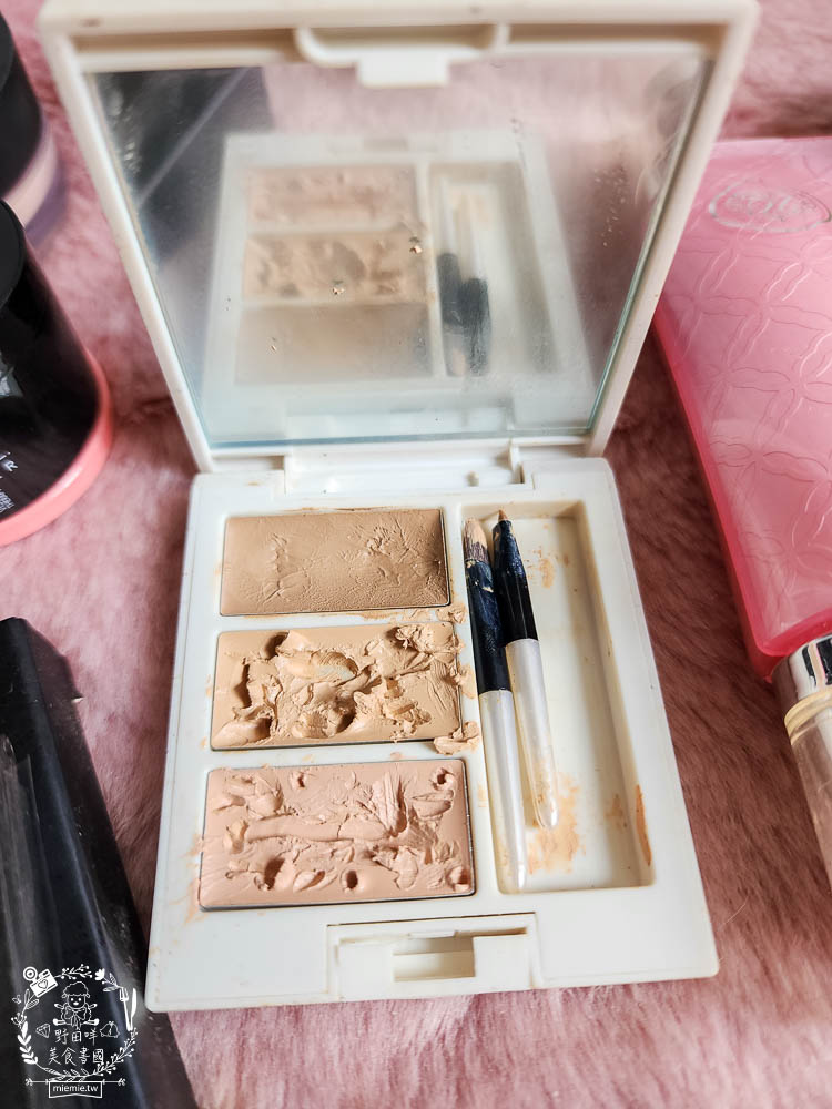 那些年我們追過的彩妝品~花娜小姐Miss Hana、1028、3CE、Etude House、BeautyMaker、LEGERE 蘭吉兒 - 第4張圖 那些年我們追過的彩妝品~花娜小姐Miss Hana、1028、3CE、Etude House、BeautyMaker、LEGERE 蘭吉兒