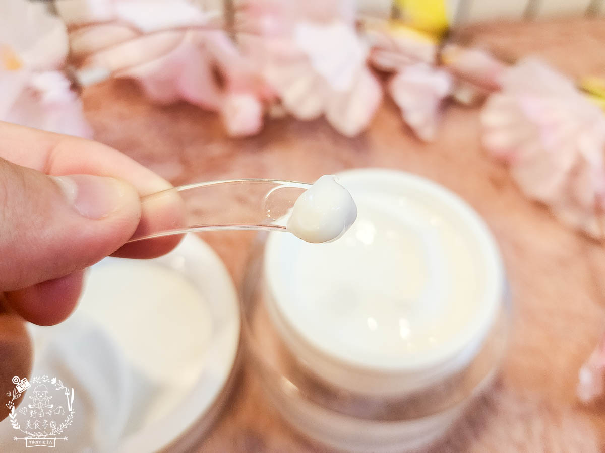 Healtdeva赫蒂法精緻美妍喚膚霜｜稚齡霜抗老保養品分享！緊緻凍齡保養品開箱！