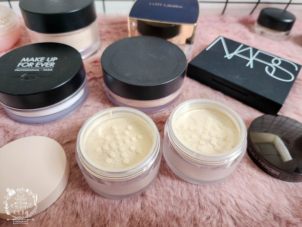 專櫃蜜粉評比推薦!dcard上超多女生推薦的蜜粉!超控油持妝蜜粉推薦!蘭蔻|muf|雅詩蘭黛|nars