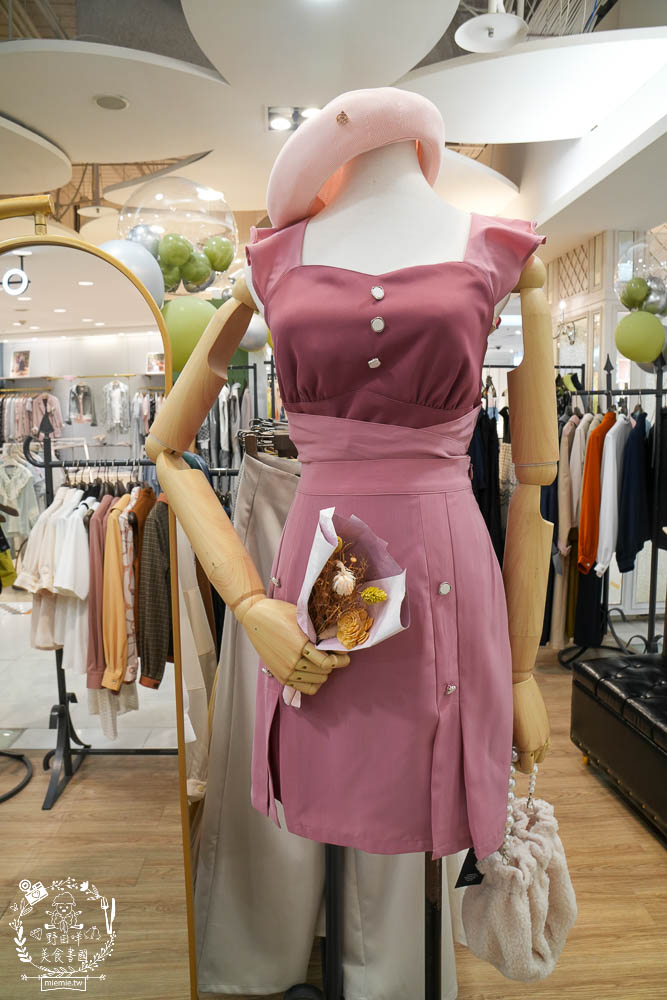 高雄大遠百媽咪我愛你母親節限量優惠!滿5000元送500元!說通關密語送保濕面膜 - 第106張圖 高雄大遠百媽咪我愛你母親節限量優惠!滿5000元送500元!說通關密語送保濕面膜