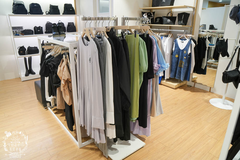 高雄大遠百媽咪我愛你母親節限量優惠!滿5000元送500元!說通關密語送保濕面膜 - 第79張圖 高雄大遠百媽咪我愛你母親節限量優惠!滿5000元送500元!說通關密語送保濕面膜