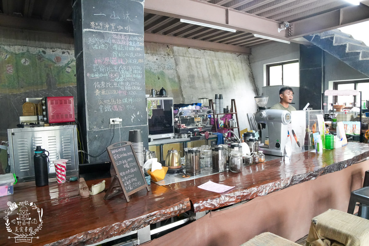 茂林咖啡廳推薦[一山沐咖啡屋]老闆2019得過國際咖啡杯測大師賽國際總決賽的冠軍！愛玉跟司康人氣必點！