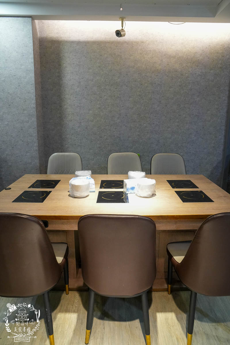 一番鍋物吃到飽|CP值超高又精緻美味的高雄火鍋吃到飽!600元居然可以吃到花蟹跟龍膽石斑?