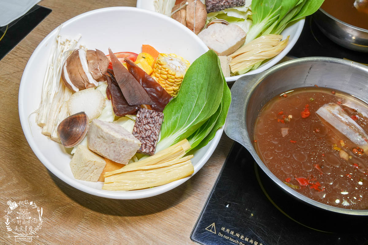 一番鍋物吃到飽|CP值超高又精緻美味的高雄火鍋吃到飽!600元居然可以吃到花蟹跟龍膽石斑?