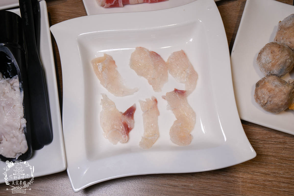 一番鍋物吃到飽|CP值超高又精緻美味的高雄火鍋吃到飽!600元居然可以吃到花蟹跟龍膽石斑?