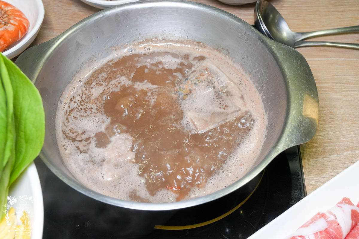 一番鍋物吃到飽|CP值超高又精緻美味的高雄火鍋吃到飽!600元居然可以吃到花蟹跟龍膽石斑?