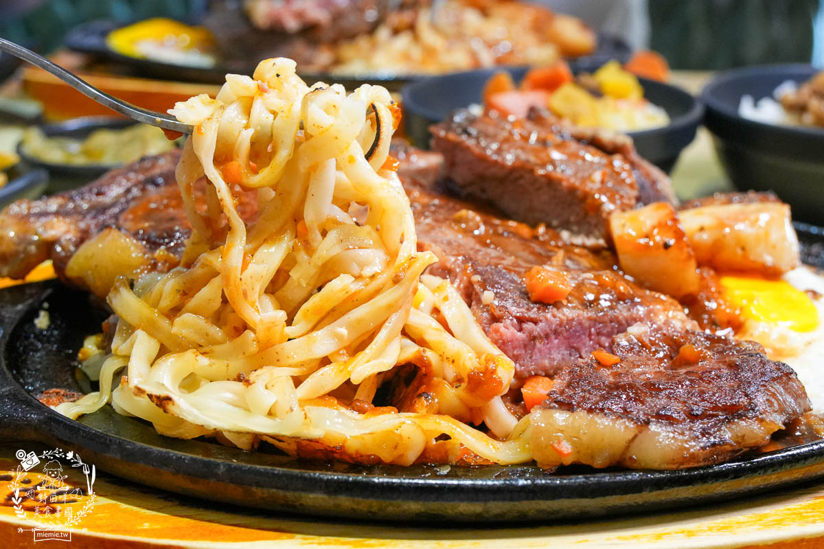 孫東寶plus館 小港崇文店|最低250元起披薩+炸物+滷肉咖哩+飲料冰淇淋超強自助吧吃到飽