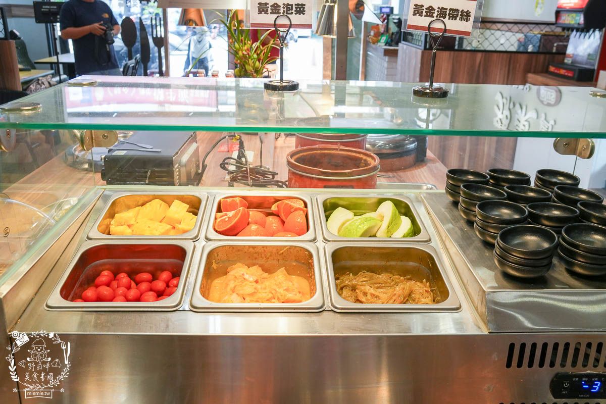 孫東寶plus館 小港崇文店|最低250元起披薩+炸物+滷肉咖哩+飲料冰淇淋超強自助吧吃到飽