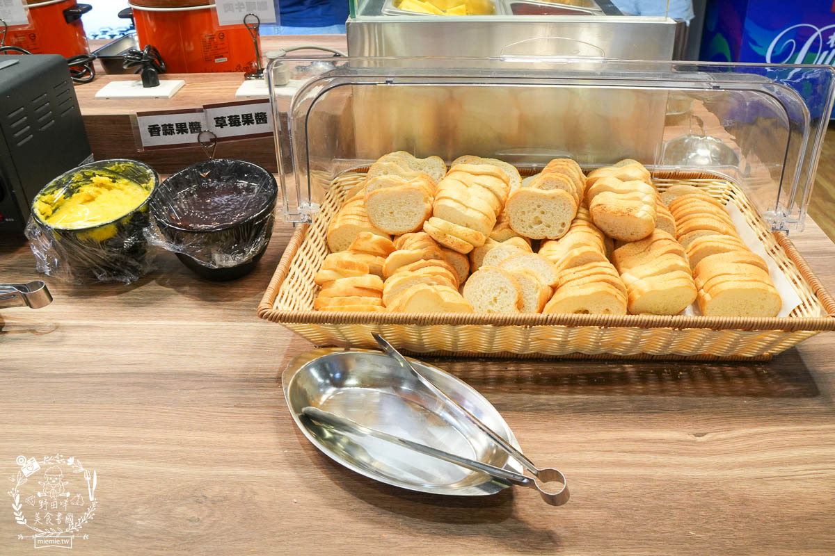 孫東寶plus館 小港崇文店|最低250元起披薩+炸物+滷肉咖哩+飲料冰淇淋超強自助吧吃到飽