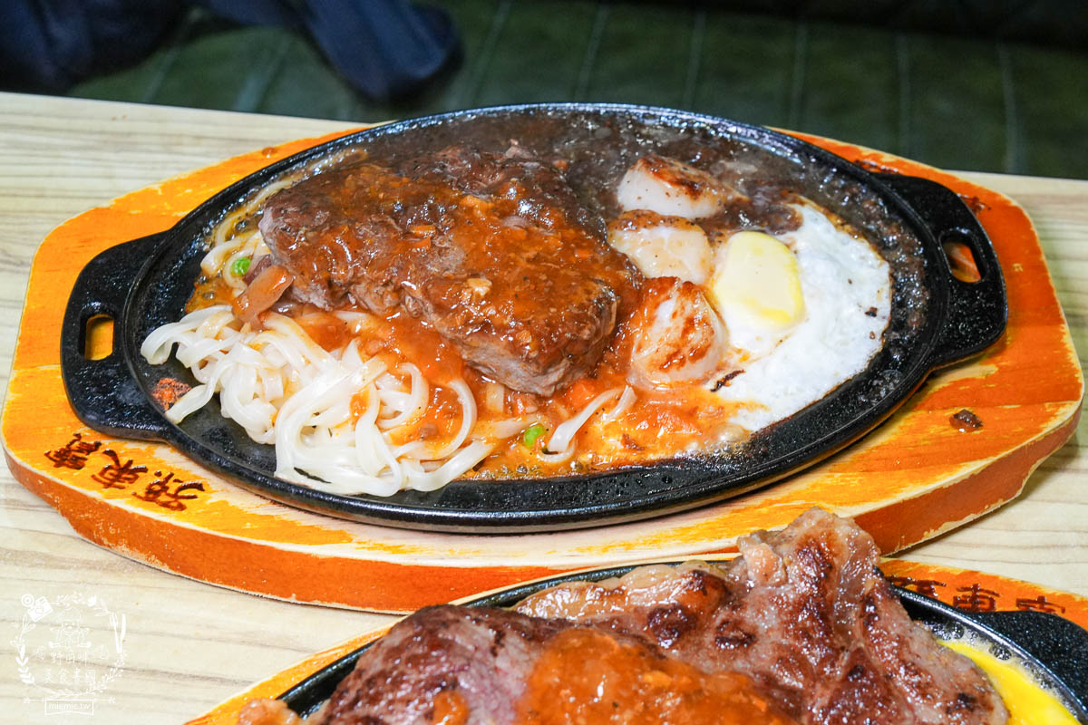 孫東寶plus館 小港崇文店|最低250元起披薩+炸物+滷肉咖哩+飲料冰淇淋超強自助吧吃到飽