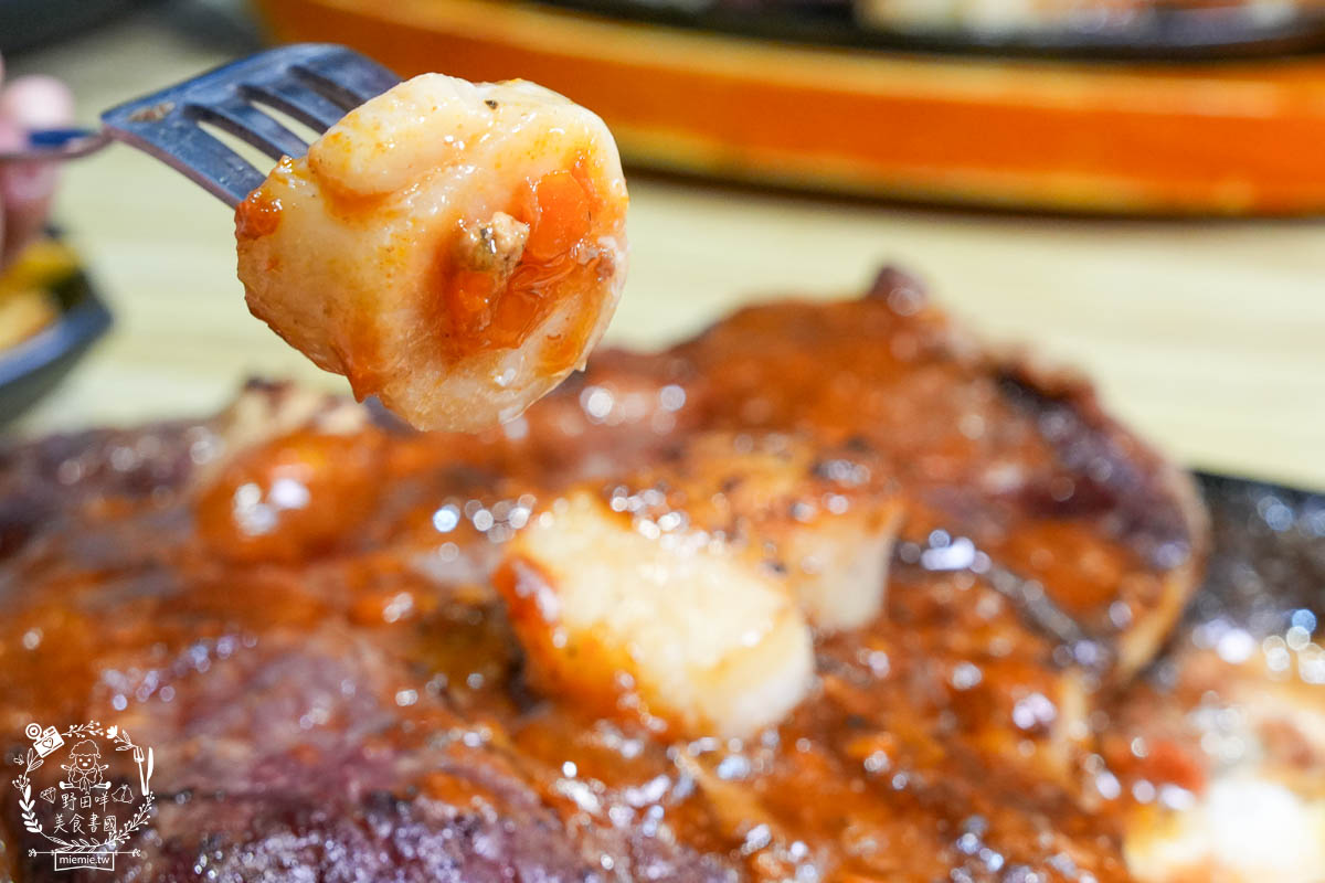 孫東寶plus館 小港崇文店|最低250元起披薩+炸物+滷肉咖哩+飲料冰淇淋超強自助吧吃到飽