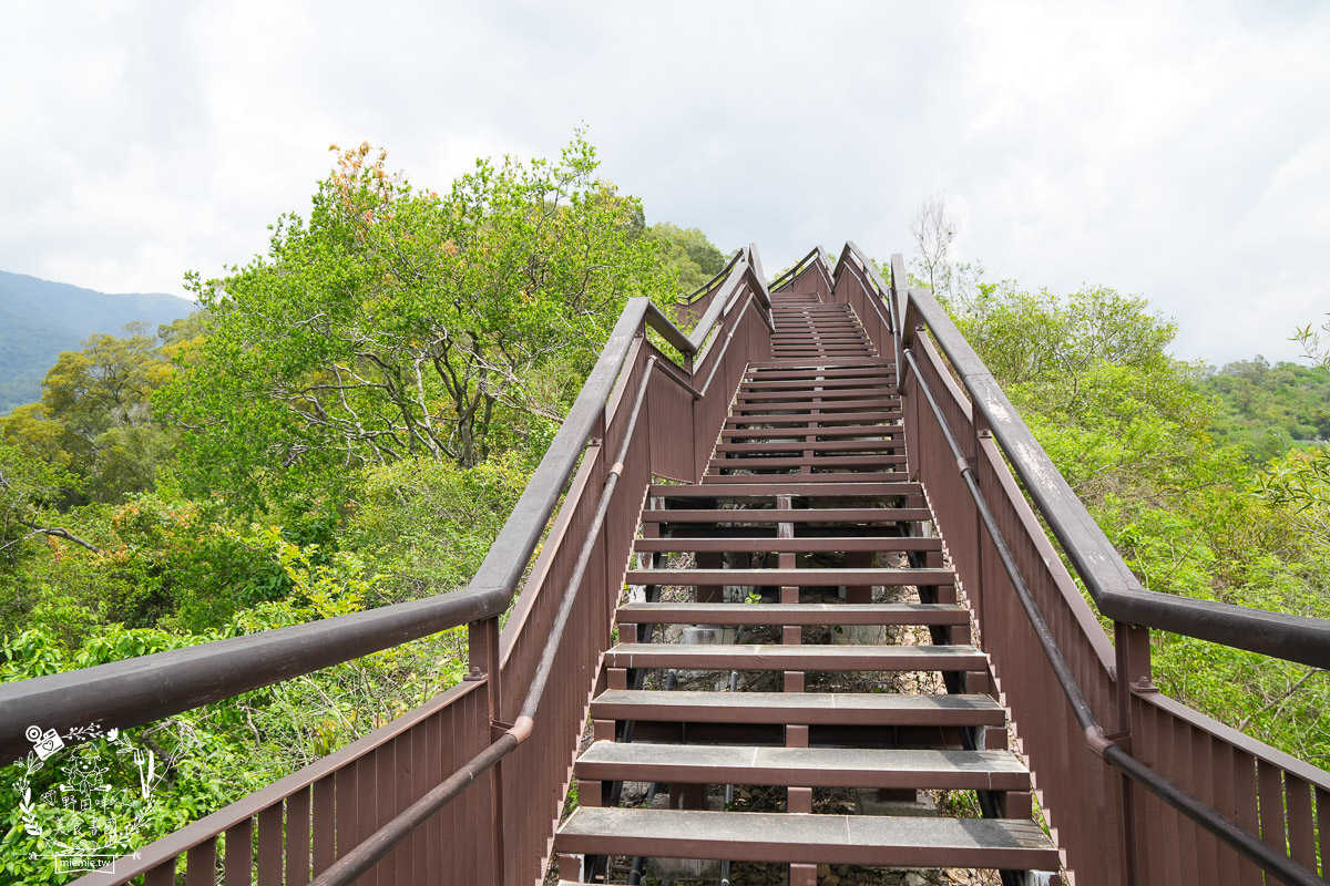 高雄茂林景點推薦!高雄版的萬里長城?超多好玩吊橋適合親子踏青!體驗原住民部落風情~