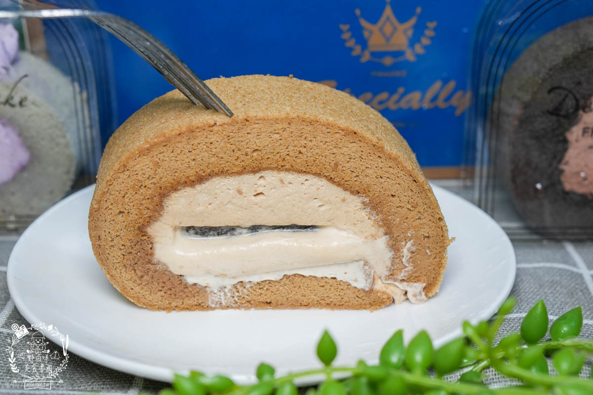 鳳山甜點推薦|巧匠的餐車|高雄隱藏版每天限量的低糖生乳捲!居然品質超好的日本歐牧純生鮮奶油?