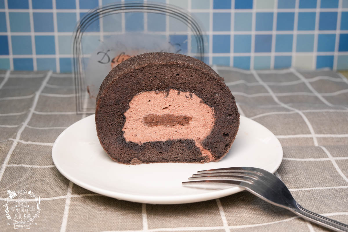 鳳山甜點推薦|巧匠的餐車|高雄隱藏版每天限量的低糖生乳捲!居然品質超好的日本歐牧純生鮮奶油?