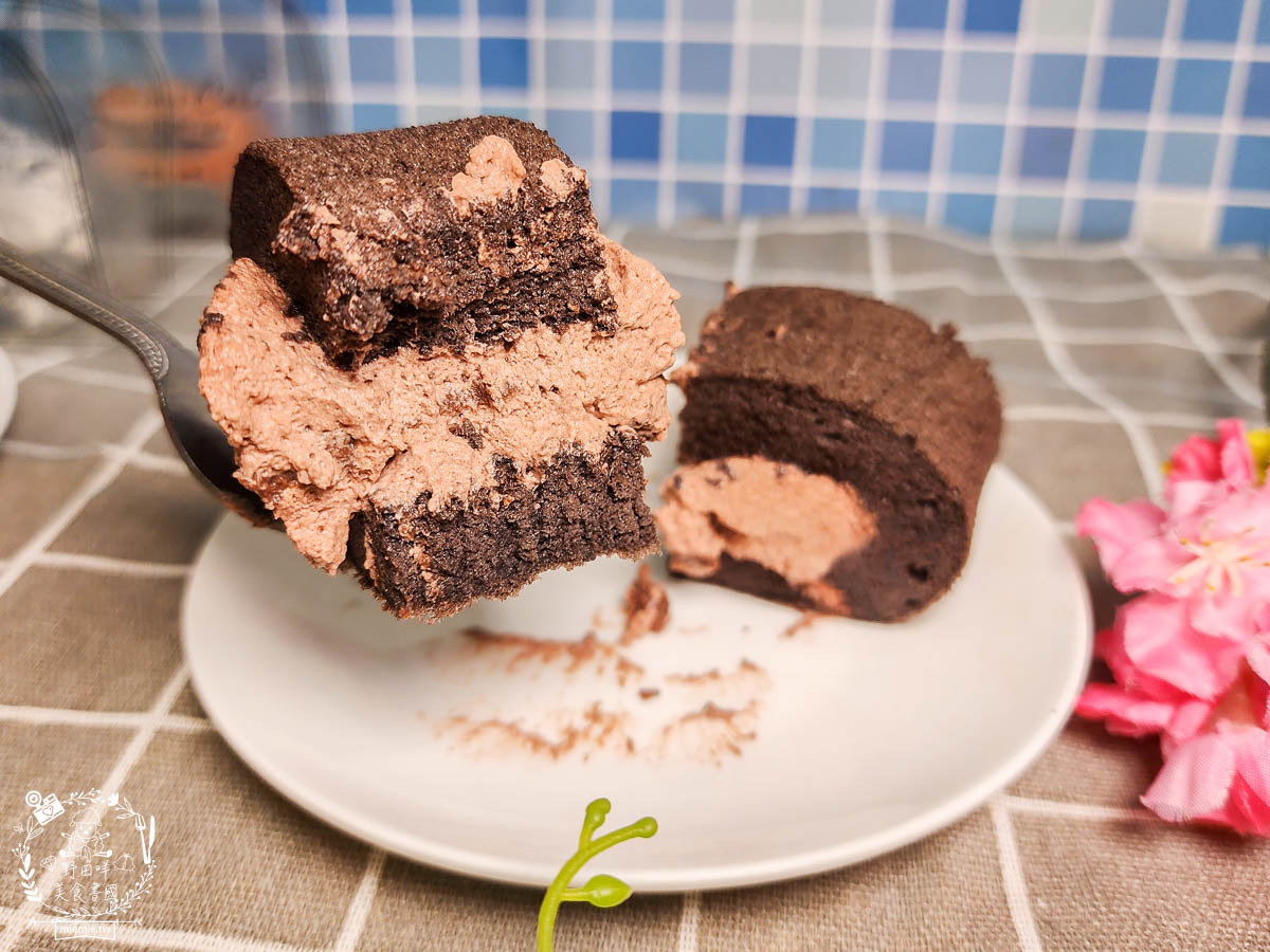 鳳山甜點推薦|巧匠的餐車|高雄隱藏版每天限量的低糖生乳捲!居然品質超好的日本歐牧純生鮮奶油?