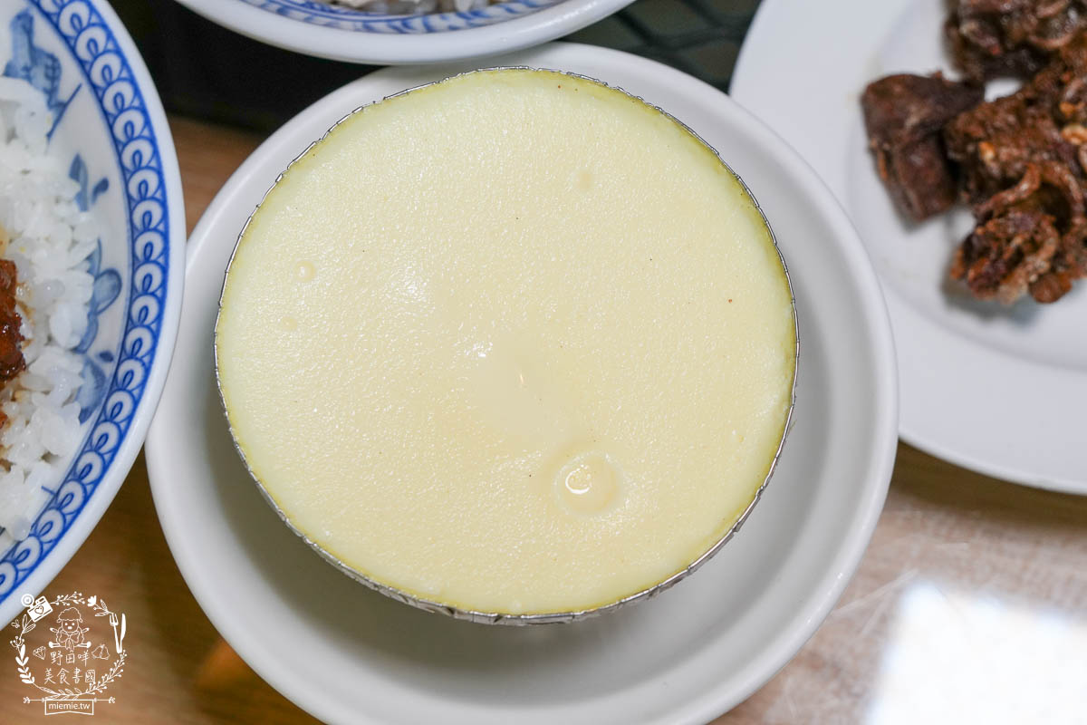 鳳山小吃推薦[深海陳雞肉飯]鳳山在地20年的超人氣小吃！平日常常提早完售的鳳山美食！