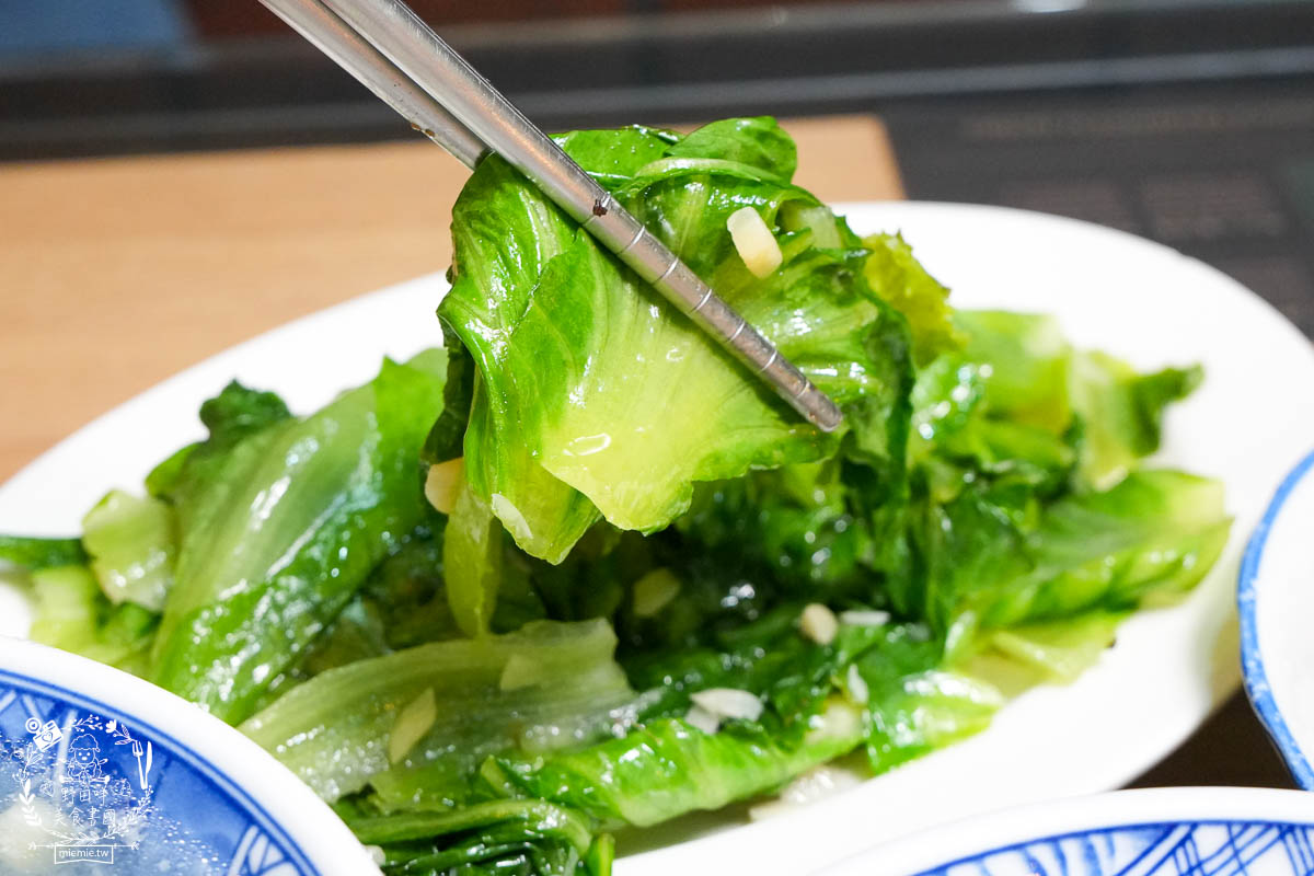 鳳山小吃推薦[深海陳雞肉飯]鳳山在地20年的超人氣小吃！平日常常提早完售的鳳山美食！