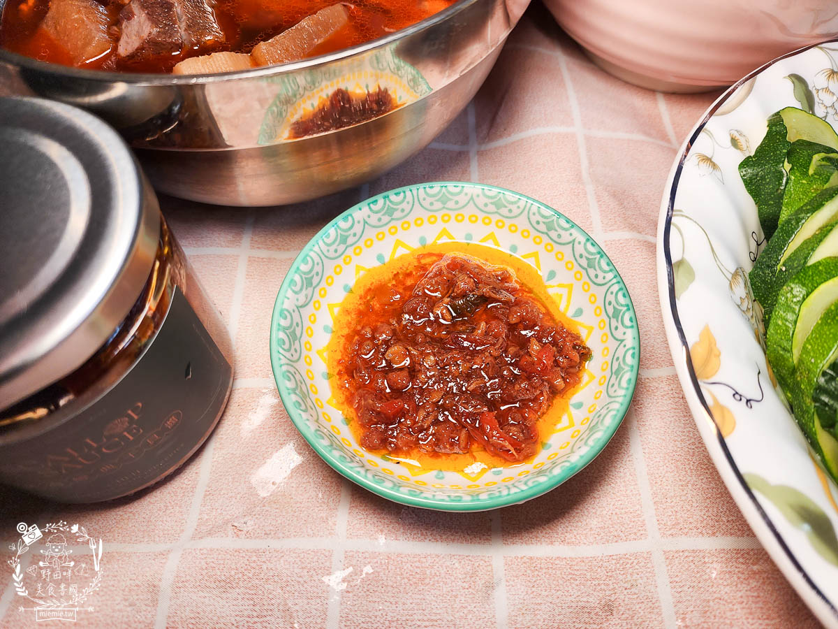 [深海CHEN調理包]鳳山超人氣肉燥飯與雞肉飯在家就能品嚐？還有料超豐富的牛肉湯與肉骨茶？