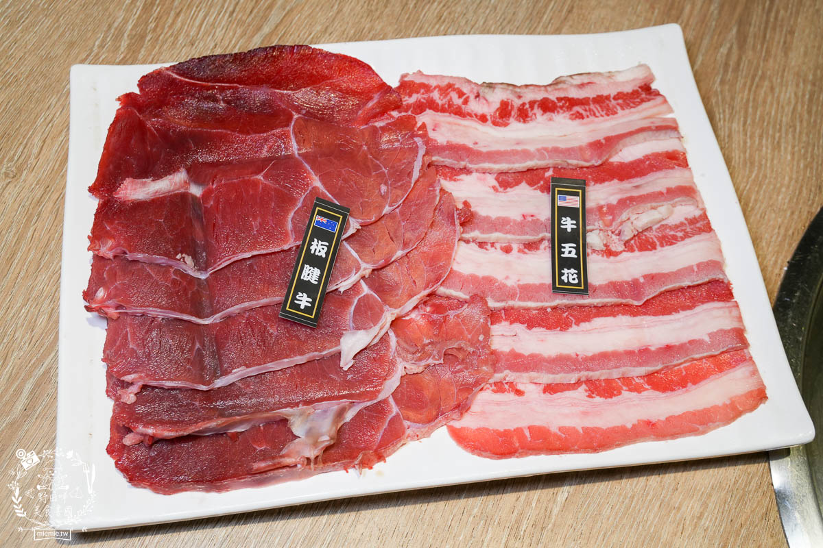 小琉球美食推薦[燒肉王燒烤吃到飽]600元就能吃到超澎湃海鮮!超過60種選項可以爽爽吃到飽!