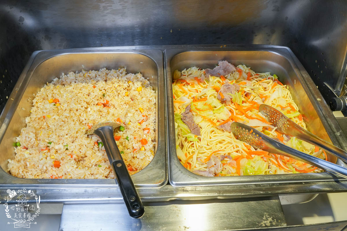 小琉球美食推薦[燒肉王燒烤吃到飽]600元就能吃到超澎湃海鮮!超過60種選項可以爽爽吃到飽!