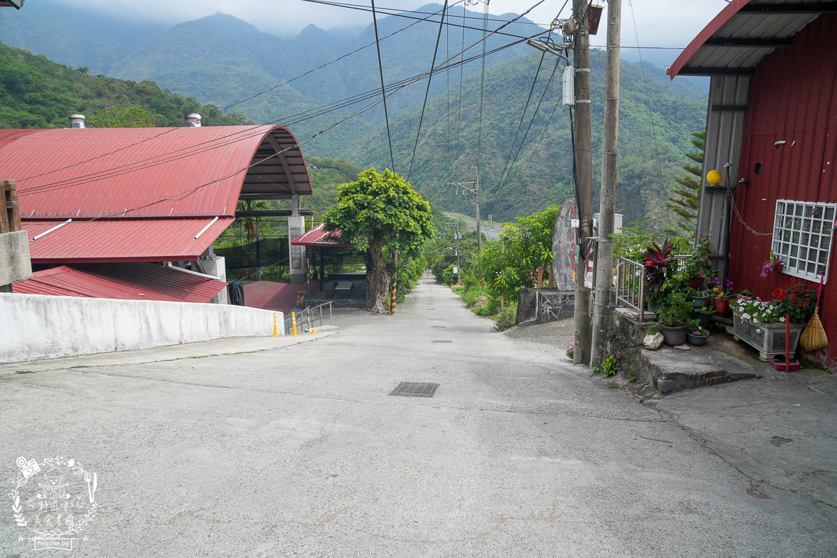 茂林景點推薦[萬山部落人文歷史]全台獨一無二的岩雕遺存！健康的減糖餅乾超好吃！