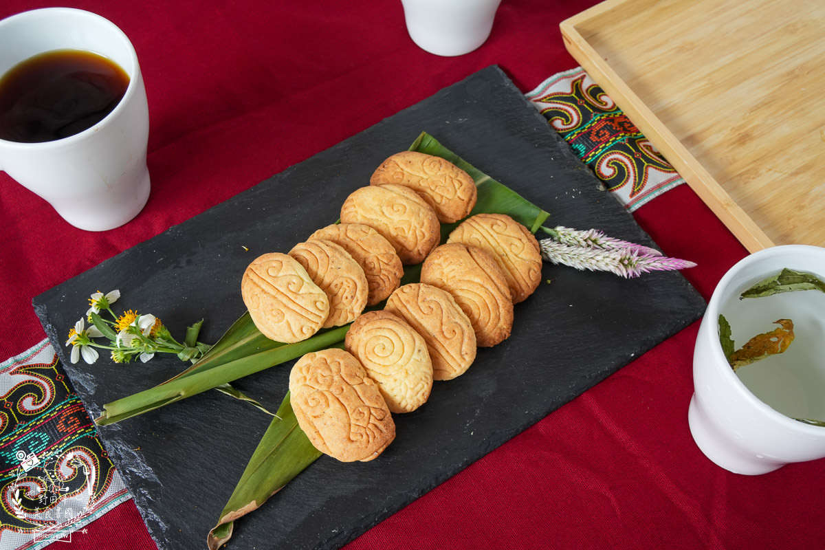 茂林景點推薦[萬山部落人文歷史]全台獨一無二的岩雕遺存！健康的減糖餅乾超好吃！