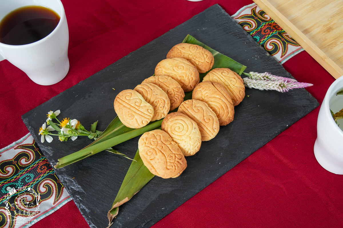 茂林景點推薦[萬山部落人文歷史]全台獨一無二的岩雕遺存！健康的減糖餅乾超好吃！