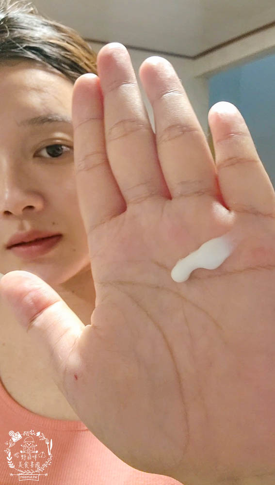 KAHI撫紋萬用棒兼保濕棒|金高銀推薦韓國1秒售出5支的小粉棒!全身上下都能使用的萬用棒!!!