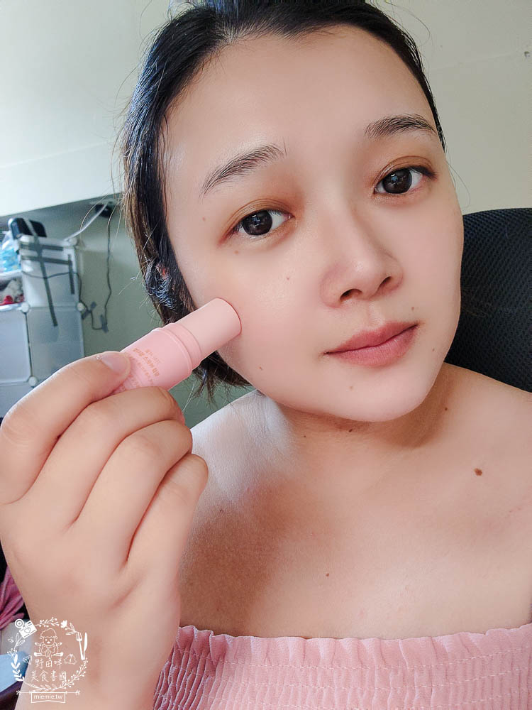 KAHI撫紋萬用棒兼保濕棒|金高銀推薦韓國1秒售出5支的小粉棒!全身上下都能使用的萬用棒!!!