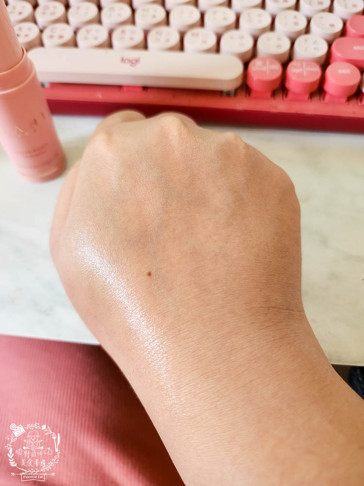 KAHI撫紋萬用棒兼保濕棒|金高銀推薦韓國1秒售出5支的小粉棒!全身上下都能使用的萬用棒!!!