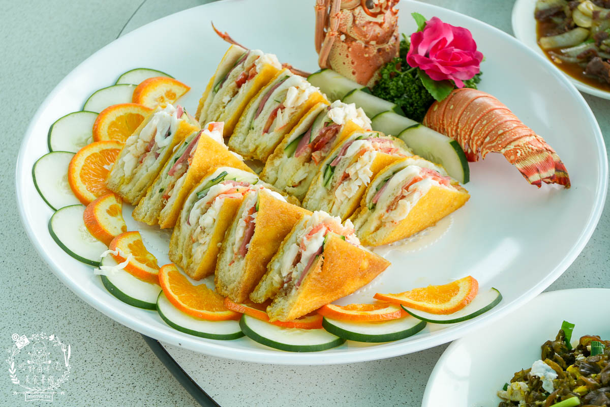 飯賣獨品海鮮熱炒店|小琉球絕美海景餐廳推薦!超多熱炒料理成為團客首選海景餐廳！