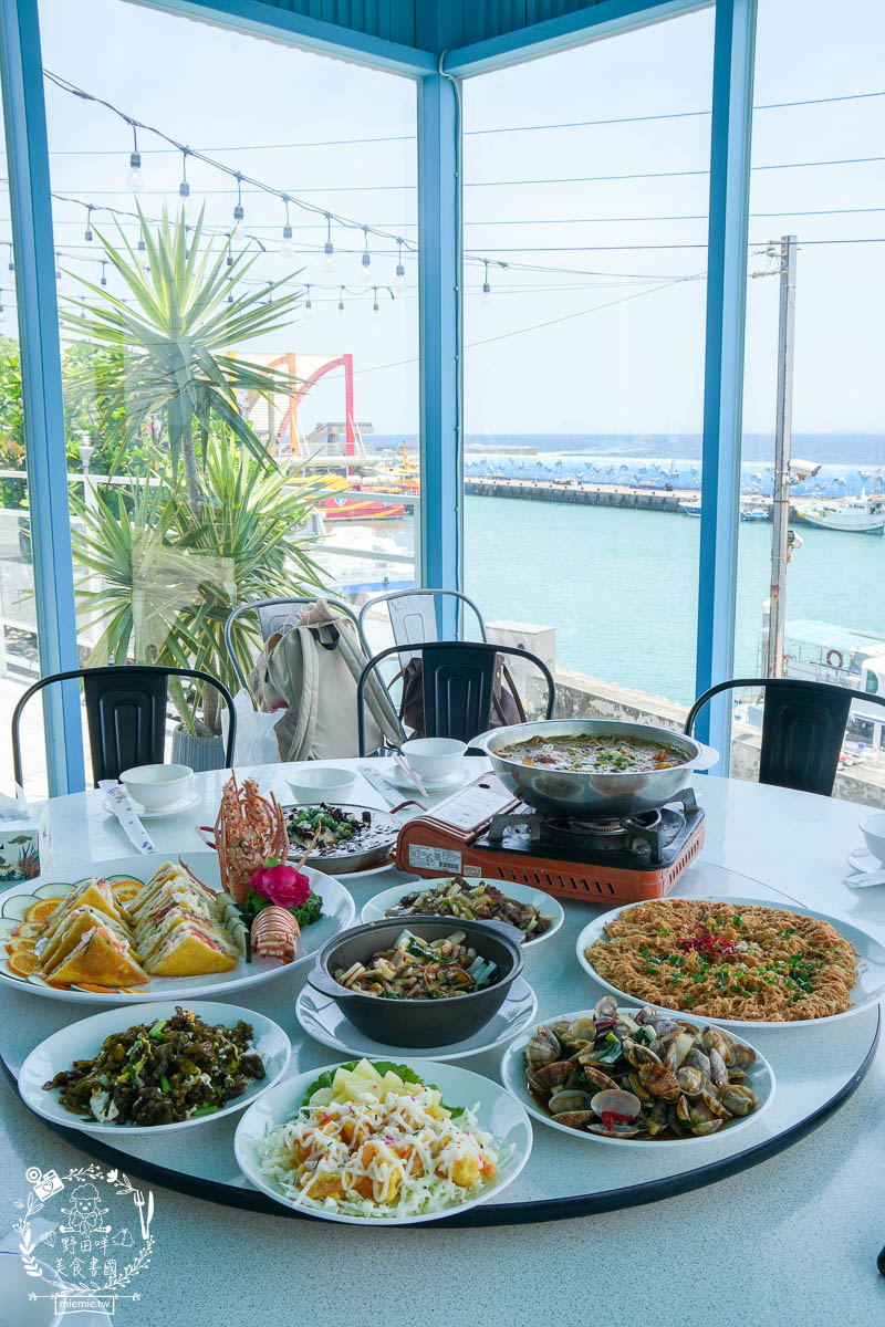 飯賣獨品海鮮熱炒店|小琉球絕美海景餐廳推薦!超多熱炒料理成為團客首選海景餐廳！