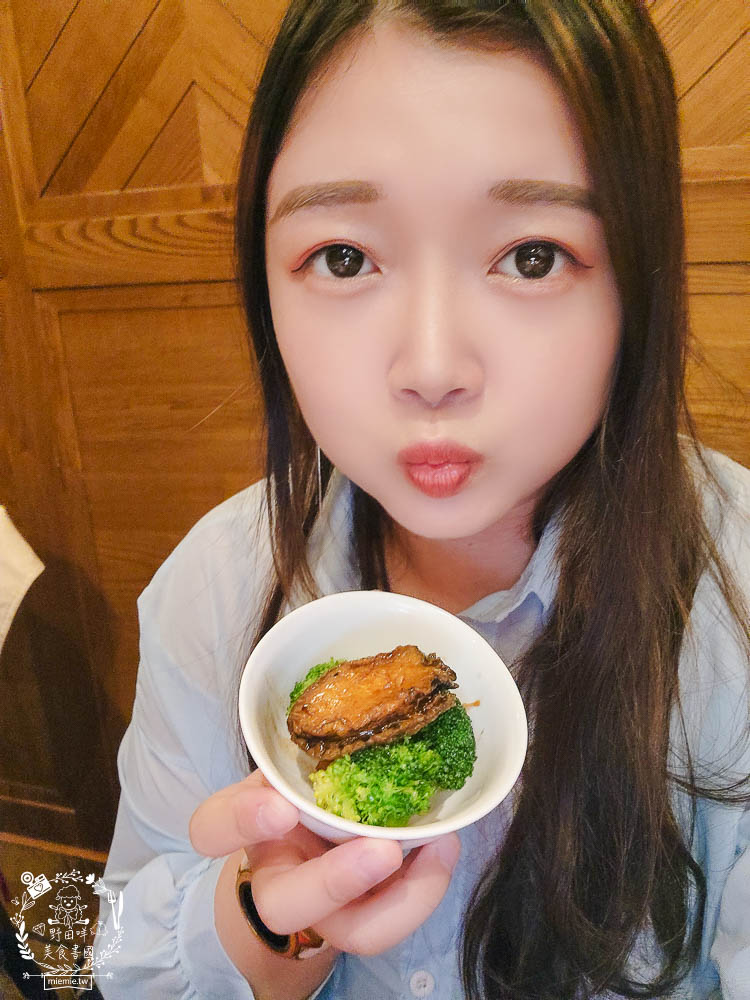 高雄老新台菜中式無菜單料理推薦|奢華高貴的懷舊裝潢超精緻!無菜單料理霸氣且銷魂! - 第18張圖 高雄老新台菜中式無菜單料理推薦|奢華高貴的懷舊裝潢超精緻!無菜單料理霸氣且銷魂!