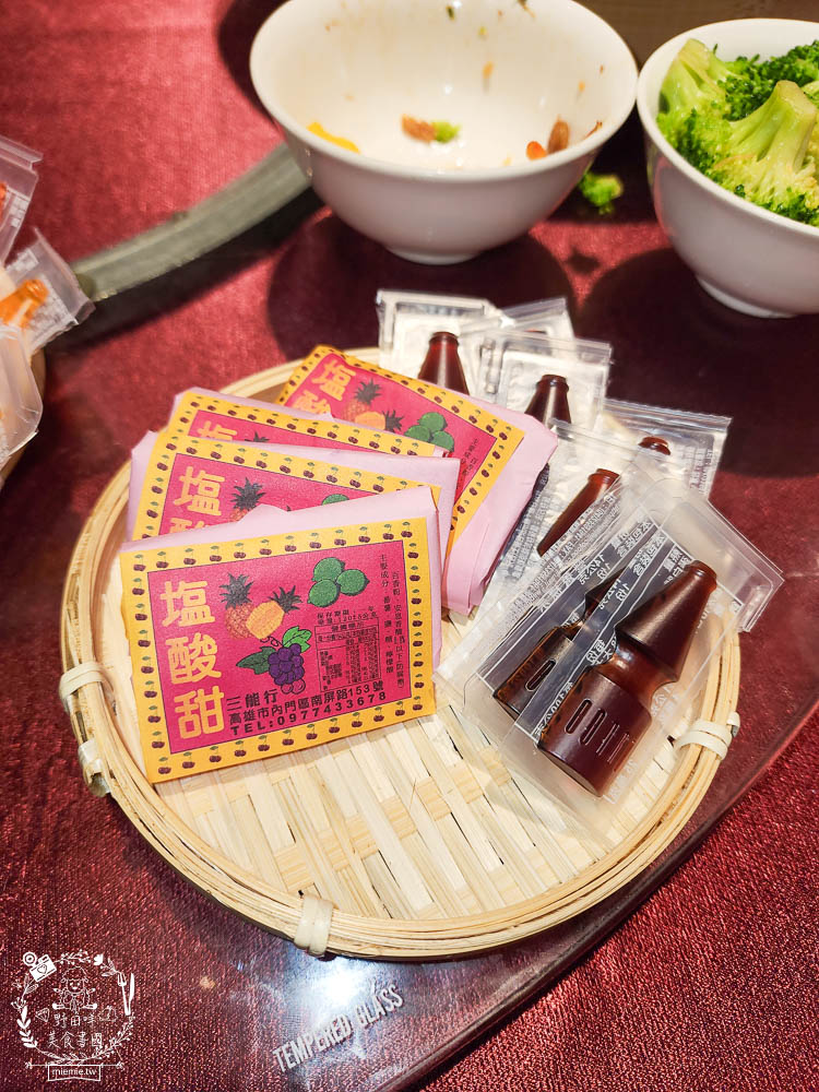 高雄老新台菜中式無菜單料理推薦|奢華高貴的懷舊裝潢超精緻!無菜單料理霸氣且銷魂! - 第41張圖 高雄老新台菜中式無菜單料理推薦|奢華高貴的懷舊裝潢超精緻!無菜單料理霸氣且銷魂!