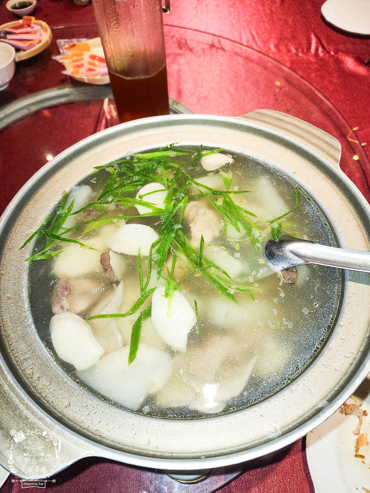 高雄老新台菜中式無菜單料理推薦|奢華高貴的懷舊裝潢超精緻!無菜單料理霸氣且銷魂! - 第34張圖 高雄老新台菜中式無菜單料理推薦|奢華高貴的懷舊裝潢超精緻!無菜單料理霸氣且銷魂!