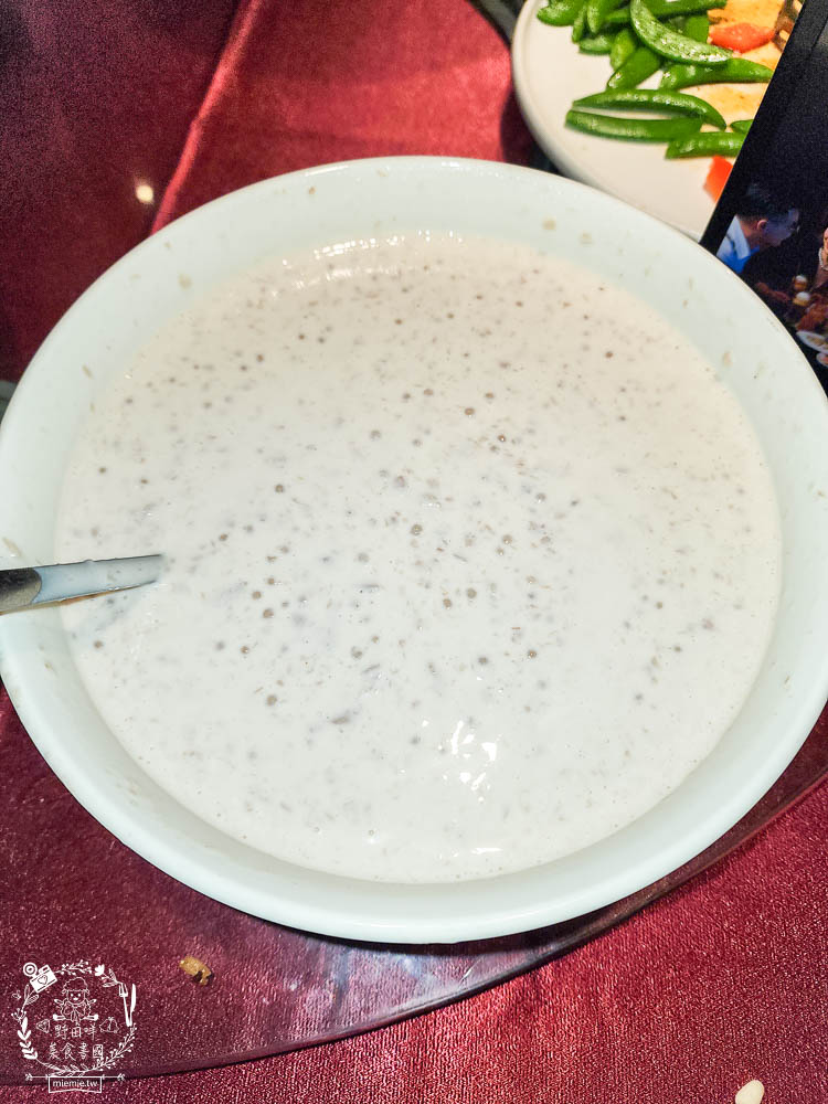 高雄老新台菜中式無菜單料理推薦|奢華高貴的懷舊裝潢超精緻!無菜單料理霸氣且銷魂! - 第39張圖 高雄老新台菜中式無菜單料理推薦|奢華高貴的懷舊裝潢超精緻!無菜單料理霸氣且銷魂!