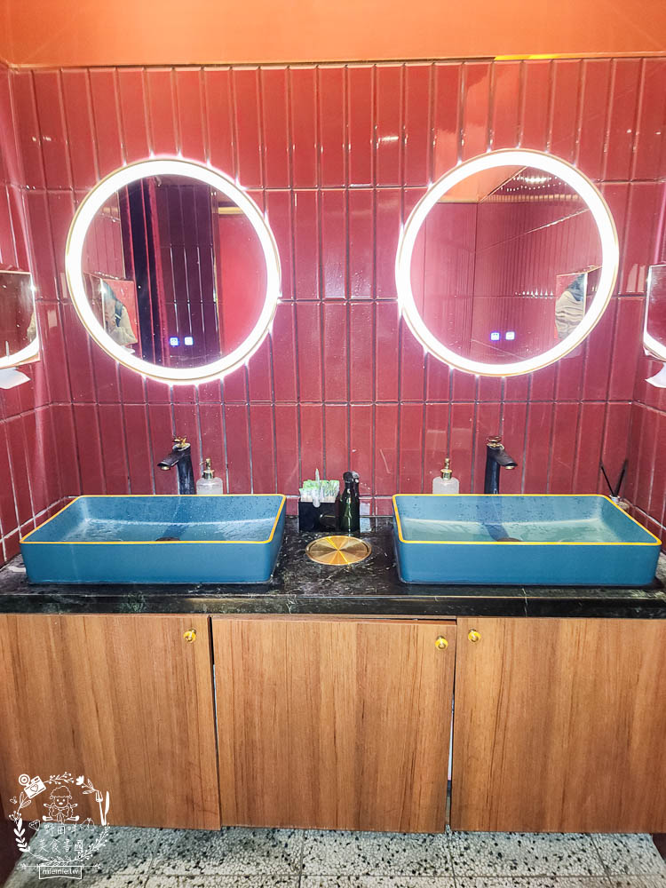 高雄老新台菜中式無菜單料理推薦|奢華高貴的懷舊裝潢超精緻!無菜單料理霸氣且銷魂! - 第17張圖 高雄老新台菜中式無菜單料理推薦|奢華高貴的懷舊裝潢超精緻!無菜單料理霸氣且銷魂!