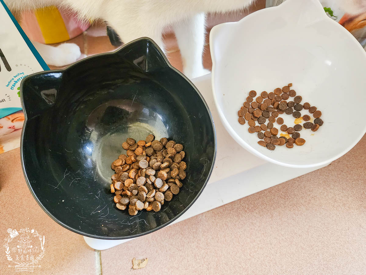 天然無穀寵糧推薦[Loveabowl囍碗海陸饗宴無穀飼料]適口性超好還有Omega 3與益生菌的營養補充