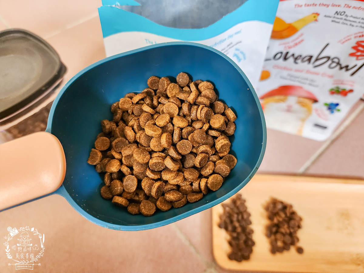 天然無穀寵糧推薦[Loveabowl囍碗海陸饗宴無穀飼料]適口性超好還有Omega 3與益生菌的營養補充