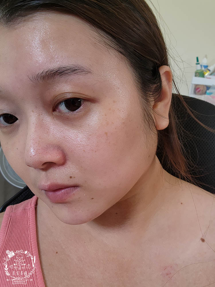 專櫃粉底液評比!油性肌膚超適合的控油持妝粉底液!炎炎夏日不脫妝的專櫃粉底液推薦!